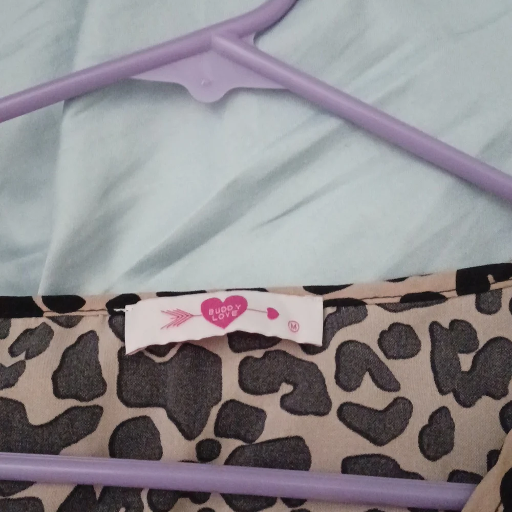 Leopard top - Picture 2 of 3